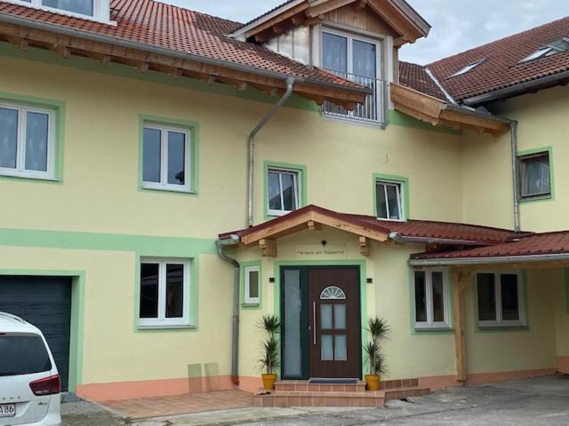 Am Weberhof Nur 20 Autominuten Von München Gasthof Ebersberg